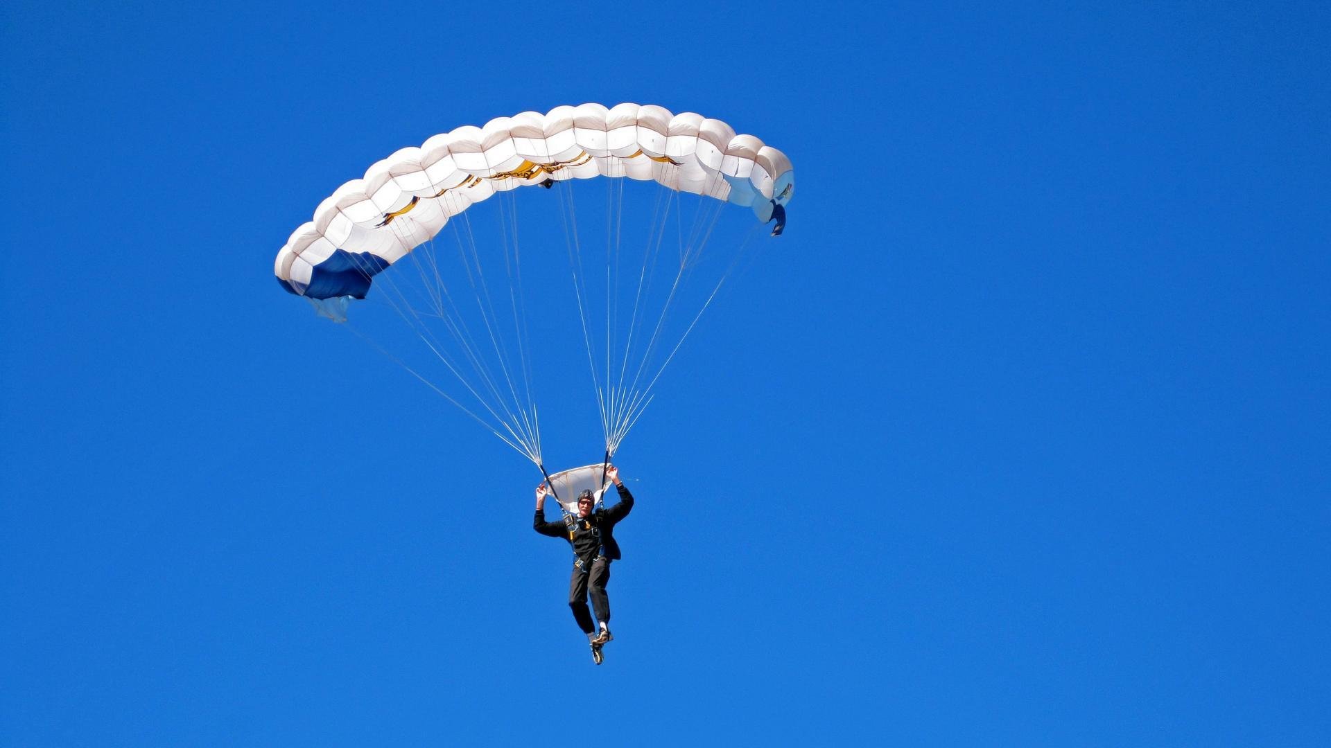 全国青少年“篮球梦”系列巡讲走进甘肃陇南,点亮乡村孩子的梦想